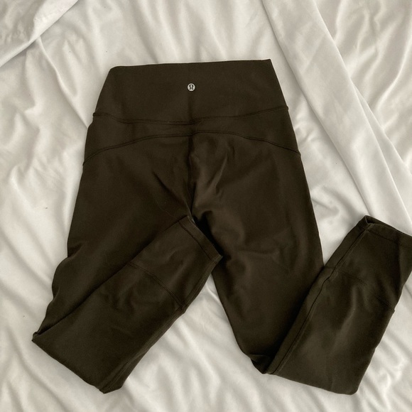 SOLD Lululemon in movement leggings 25” dark olive - Picture 5 of 8